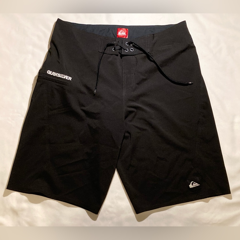 Men’s Quiksilver Stretch Board Shorts- Sz 34